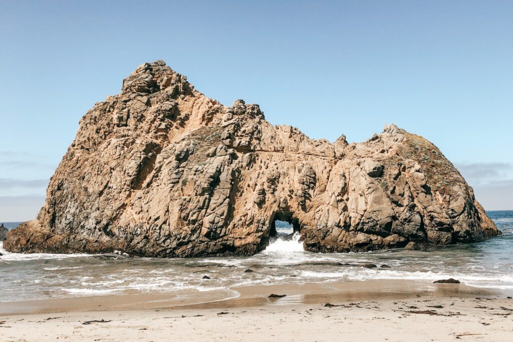 Keyhole Arch at Pfieffer Beach, California, USA